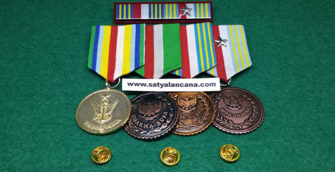 Satya Lencana Dharma Nusa adalah